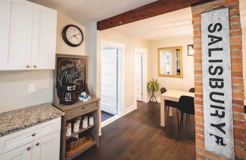 Salisbury Casa | Freshly Renovated & Clean! 5 Mins to Downtown-Perfect Family Home!