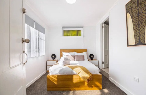 Grey Lynn Apartamento | Freshly Renovated Grey Lynn 3Br Unit!