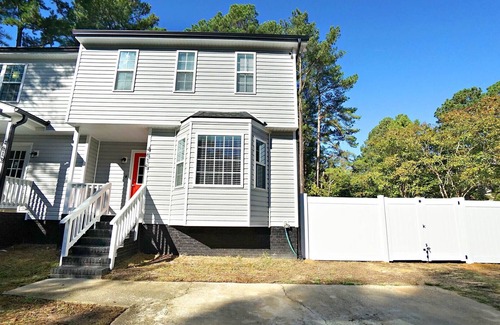 Northeast Raleigh Casa | Freshly Renovated Home with Large Fenced Yard