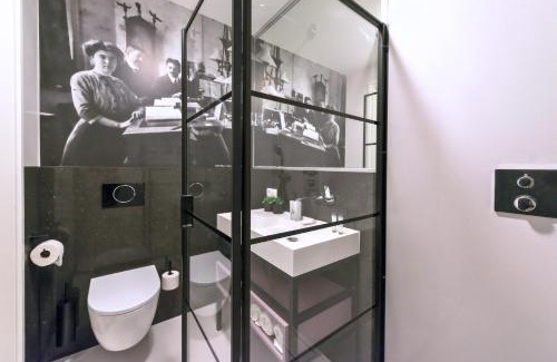 Centrum Apartamento | Freshly Renovated Stay W Kitchen And Bathroom