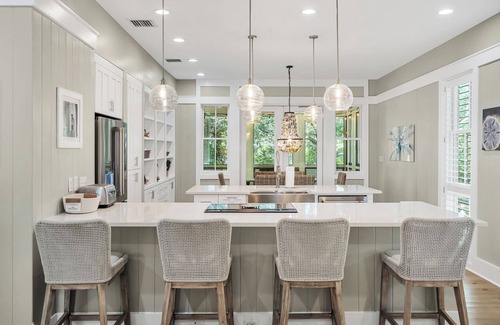 Cottage District Casa | Freshly Updated 4 Bedroom House- Easy Access to Tennis Courts