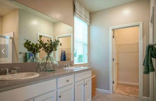 Raisin Casa | Fresno/Clovis New Construction! Designer furnished.