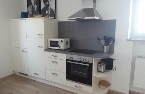 Aichstetten Apartamento | Freundliche Ferienwohnung mit großer Terasse