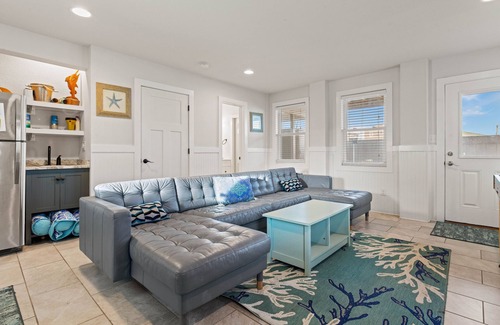 Sea Retreat Casa | Friday to Friday rentals only!! 4 bedroom house with private pool and hot tub.