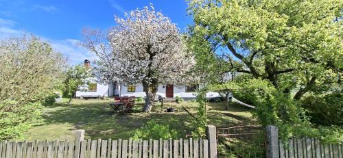 Listarum Casa | Fridfullt sommarhus mitt på Österlen