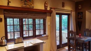 Trawal Casa | Frieden-Hof Guest Accommodation
