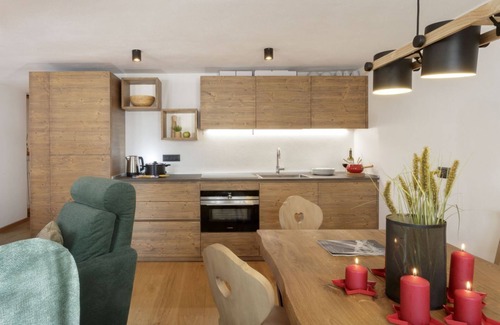 Paquier Apartamento | Friendly Apartment walking distance village center and ski bus gondola .