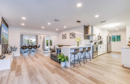 Croissant Park Casa | Friendly Fox Luxury Pool & Spa - Near DT & Beach