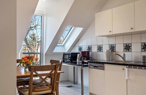 Kreuzlingen Apartamento | Apartamento vacacional "Alpenrose" cerca de la ciudad vieja con balcón y jardín