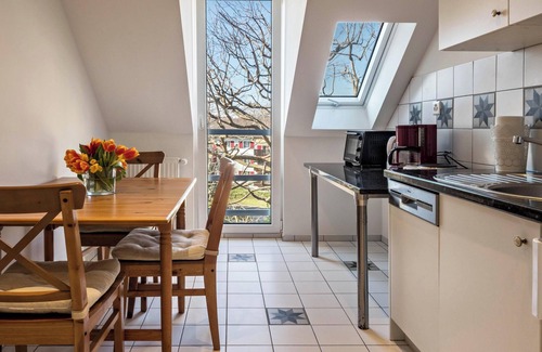 Kreuzlingen Apartamento | Apartamento vacacional "Alpenrose" cerca de la ciudad vieja con balcón y jardín