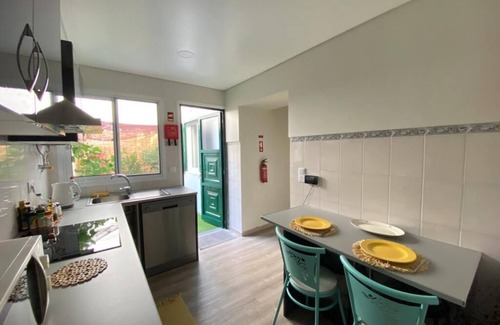 Ponta Delgada Apartamento | Friendly House City Center