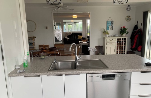 Foxton Beach Casa | Friends and Family Fun Times at Foxton Beach
