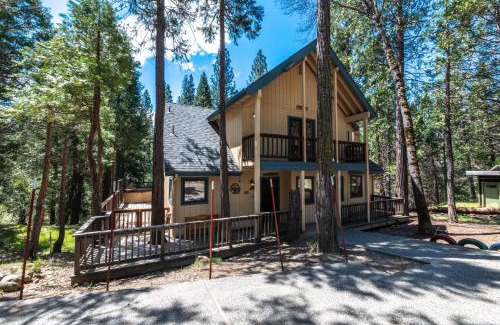 North Wawona Casa | Friends Lodge