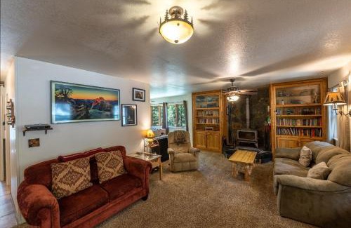 North Wawona Casa | Friends Lodge