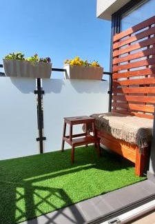 Ksiazenice Apartamento | Friends - Mieszkanie 53m2 - dwie kawalerki z łazienką