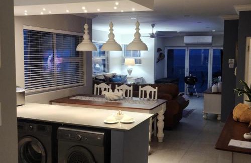 Ballito Apartamento | Frinton on Sea 12