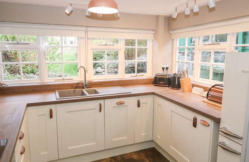 Dolgellau Cabaña | FRO AWEL, family friendly, character holiday cottage in Dolgellau