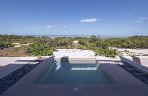 Miramar Casa | Front Beach House For Families