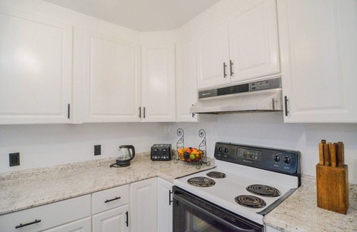 Sussex Casa | Front Lake House View.Sleeps up to 6.Convenient location.Unit #1. No lake access