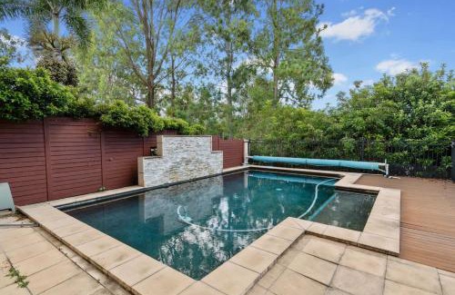 Forest Lake Casa | Front Lake View 4Bed Home with Pool and Mins to Mall