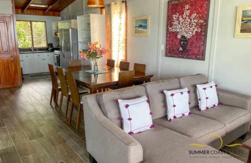 Playa Flamingo Casa | Front Row Center !!! EN Flamingo Beach: 5BR, piscina privada y bar Tiki