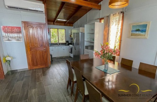 Playa Flamingo Casa | Front Row Center !!! EN Flamingo Beach: 5BR, piscina privada y bar Tiki