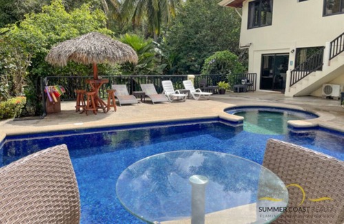 Playa Flamingo Casa | Front Row Center !!! EN Flamingo Beach: 5BR, piscina privada y bar Tiki