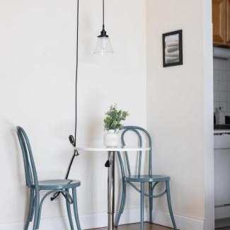 Ravenswood Apartamento | FRONTDESK 1 BR Apt with City View in Ravenswood