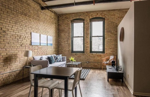 Warehouse District Apartamento | FRONTDESK 50 4th Ave Apts North Loop Warehouse District