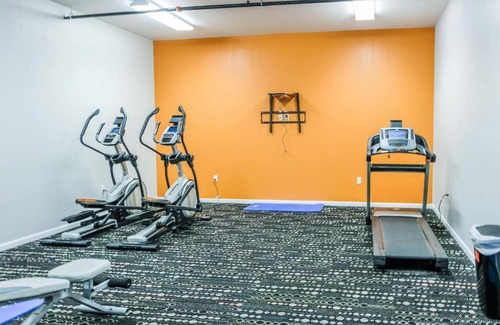 Downtown Kansas City Apartamento | FRONTDESK 915 Broadway Apts Downtown Kansas City