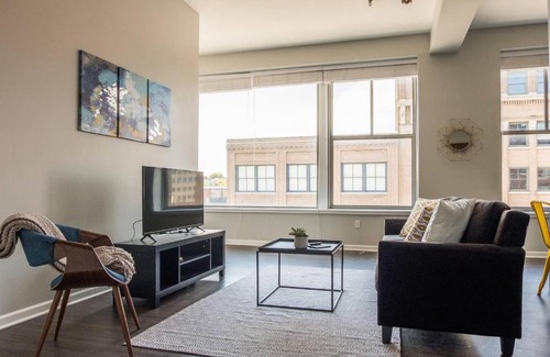 Downtown Kansas City Apartamento | FRONTDESK 915 Broadway Apts Downtown Kansas City