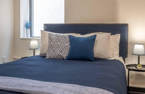 Cultural District Apartamento | Frontdesk | Bright 1 BR Apt in Cultural District