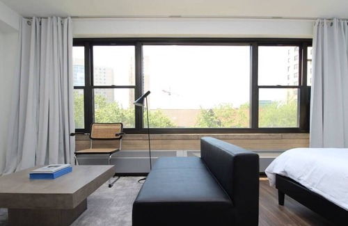 Indian Village Apartamento | Frontdesk | First-Class Studio Apt in Hyde Park