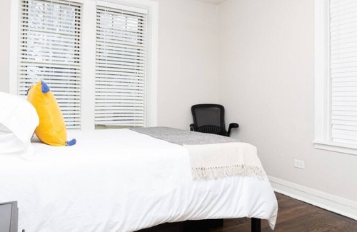 Kenwood Apartamento | Frontdesk | Open 1 BR Apt 6 miles to Downtown