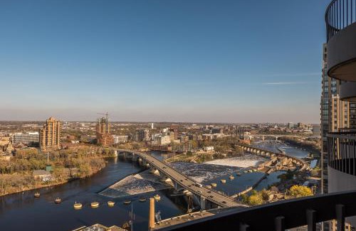 Gateway District Apartamento | FRONTDESK The Churchill Apts Downtown Minneapolis