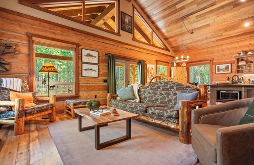 Coram Cabina | Frontier Cabin, 7 min to Glacier, Fire Pit