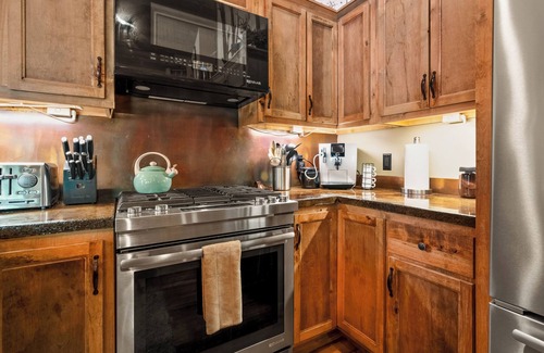 Coram Cabina | Frontier Cabin, 7 min to Glacier, Fire Pit