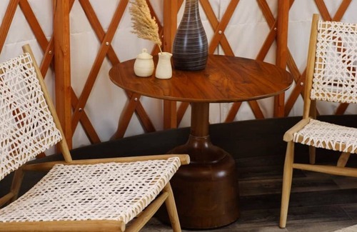 Center Casa | Frontier Drive-Inn | Yurt 4