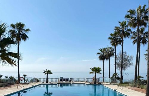 Bahia de Casares Apartamento | Frontline Beach Apartment, La Perla de la Bahia, Bahia de Casares - Estepona