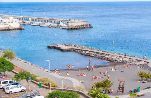 Radazul Apartamento | Frontline Beach Apt with Terrace