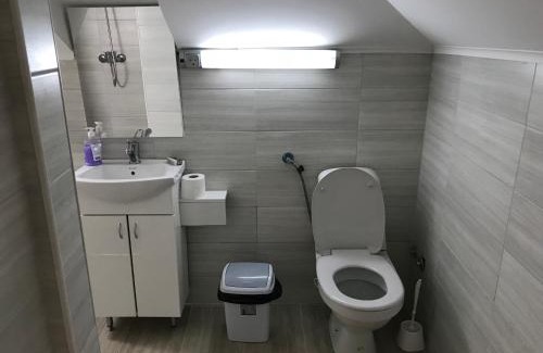 Petrovaradin Apartamento | Fruškogorska Terasa