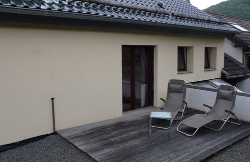 Rurberg Casa | Fuchsloch vacation home: plenty of space for 6-12 people on the banks of the Rursee