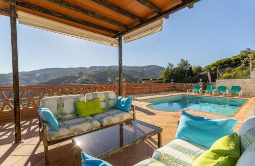 Frigiliana Casa | Fuente luz cottage
