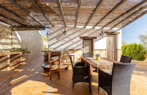 Frigiliana Casa | Fuente luz cottage