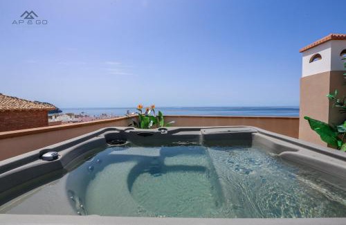 La Herradura Apartamento | Fuerte Luxury Penthouse & Jacuzzi