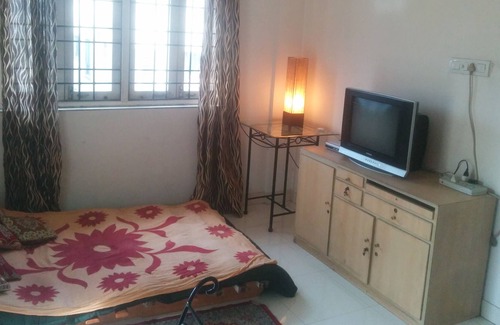 Kolkata Apartamento | Completo 1 BHK Apartamento Cerca Deshapriya Park - Wifi gratuito