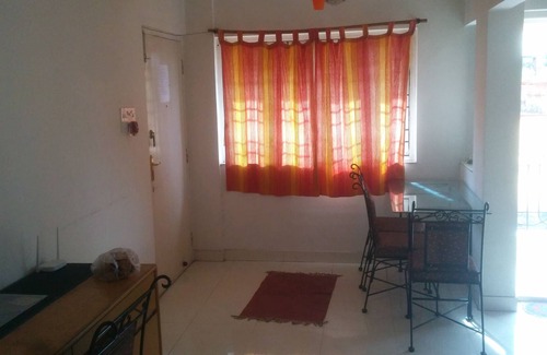 Kolkata Apartamento | Completo 1 BHK Apartamento Cerca Deshapriya Park - Wifi gratuito