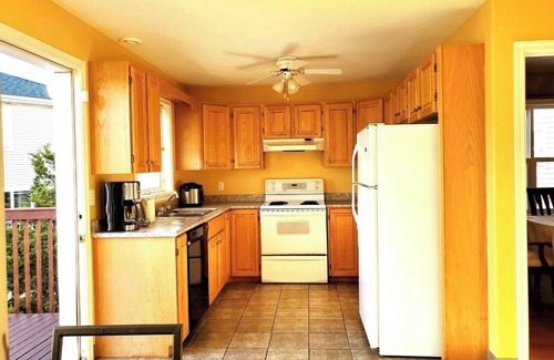 Halifax Casa | Full 4 bedrooms single house at Halifax Peninsula
