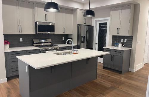 Airdrie Casa | Full AC Brand New House with 3 Bedroom