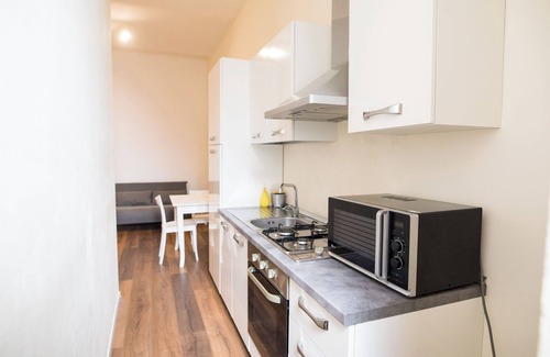 Naples City Centre Apartamento | Full apartment with 3 bedrooms - 3 en suite bathrooms + kitchen and living room
